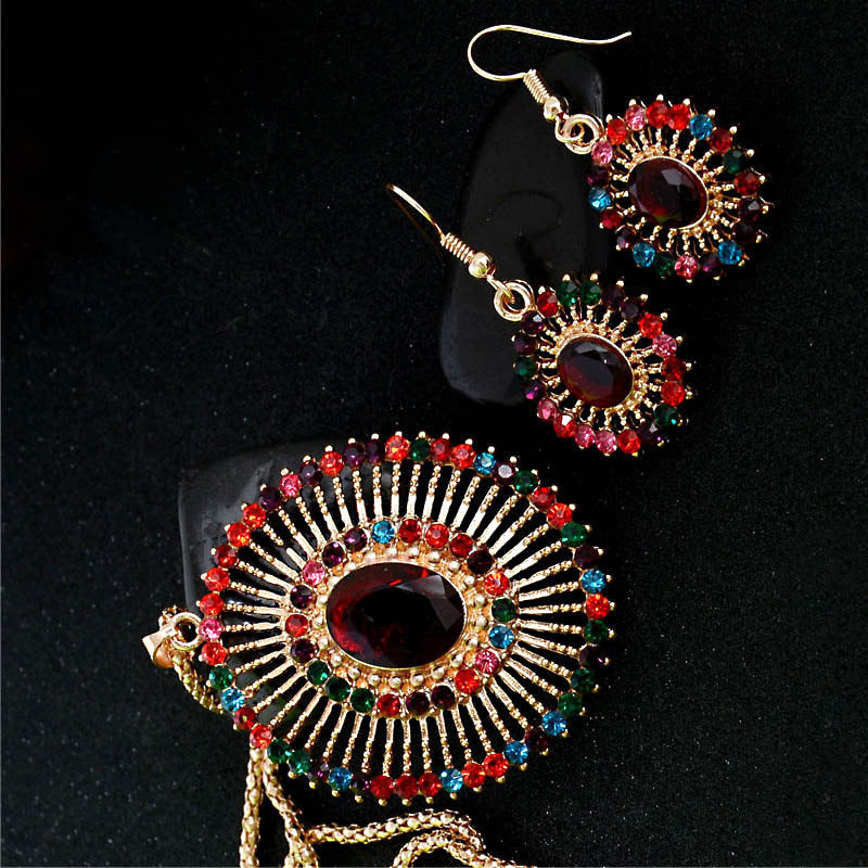 Vintage-Inspired Gold-Plated Bridal & Party Wear Multi-Color Crystal Jewelry Set