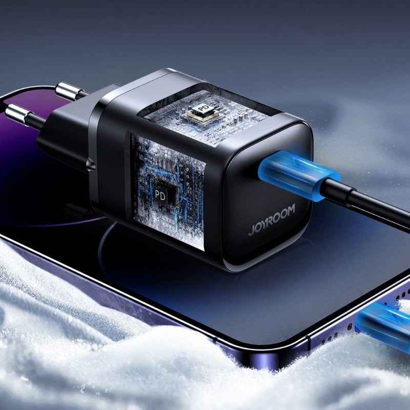 Joyroom JR-TCF07EU 30W PD Super Fast Charger – Compact and Powerful USB-C Adapter