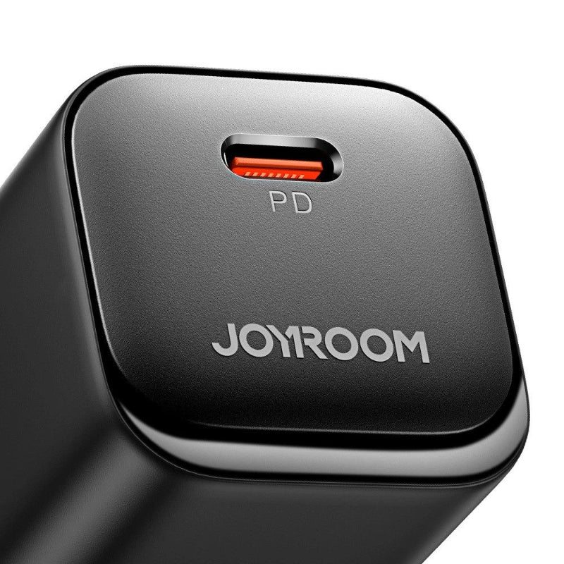 Joyroom JR-TCF07EU 30W PD Super Fast Charger – Compact and Powerful USB-C Adapter